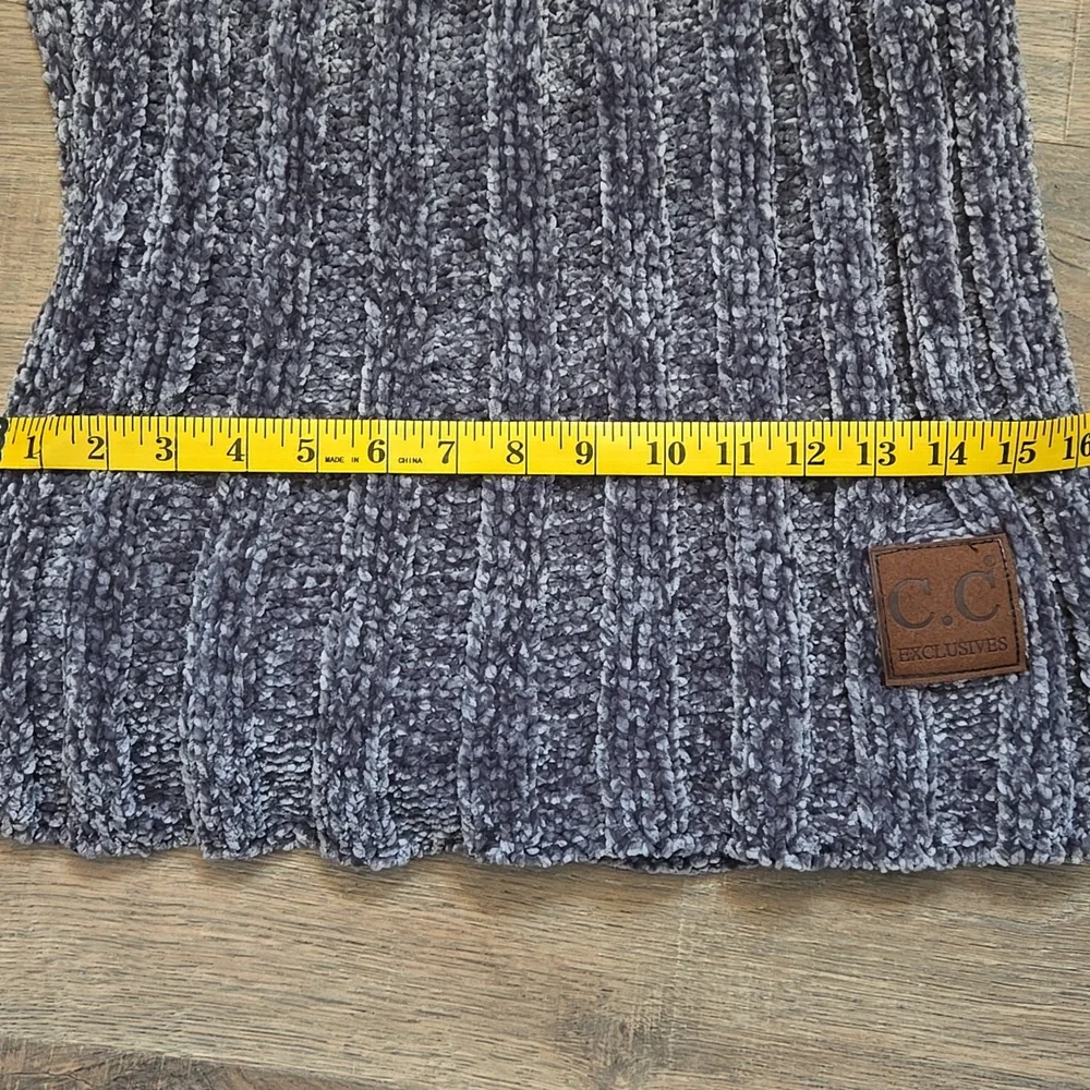 C.C Grey Chenille Scarf and Hat Set - Picture 4 of 6